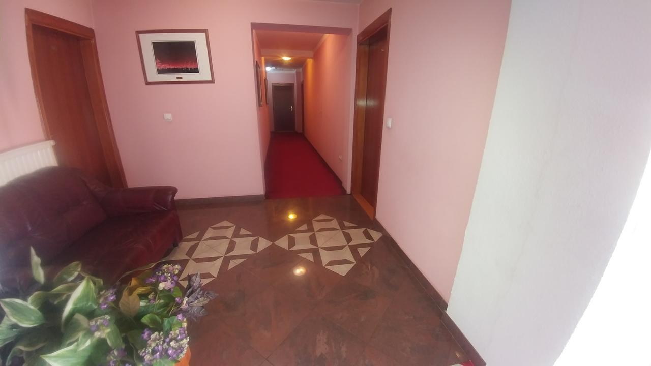 Hotel Delminium Ilidža エクステリア 写真